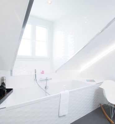 Superior bathroom